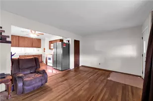567 Walnut St, Elyria, OH 44035 - Photo 5