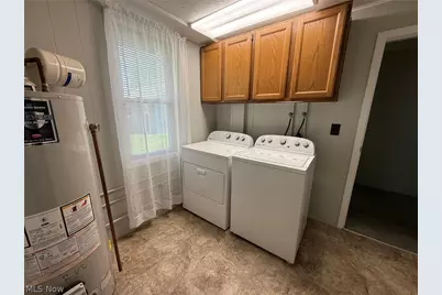 725 Perry Street, Vermilion, OH 44089 - Photo 13
