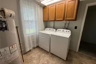 725 Perry St, Vermilion, OH 44089 - Photo 13