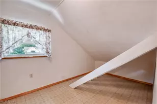 30104 Phillips Ave, Wickliffe, OH 44092 - Photo 23