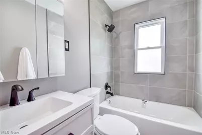 30104 Phillips Avenue, Wickliffe, OH 44092 - Photo 17