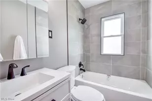 30104 Phillips Ave, Wickliffe, OH 44092 - Photo 17