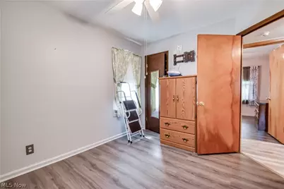 30104 Phillips Avenue, Wickliffe, OH 44092 - Photo 15