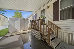 4534 Lake Road E, Geneva, OH 44041 - Photo 3