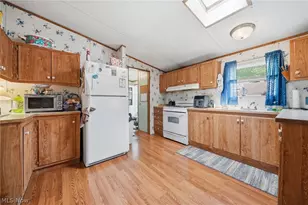 4534 Lake Road E, Geneva, OH 44041 - Photo 7