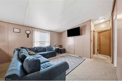 4534 Lake Road E #23, Geneva, OH 44041 - Photo 5
