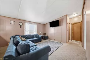 4534 Lake Road E, Geneva, OH 44041 - Photo 5