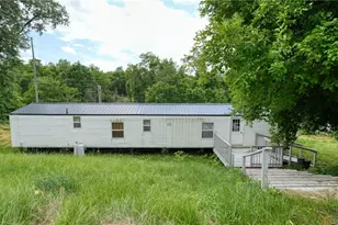 195 Sundale Ln, Norwich, OH 43767 - Photo 1