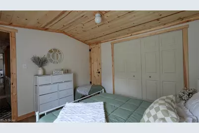 195 Sundale Lane, Norwich, OH 43767 - Photo 15