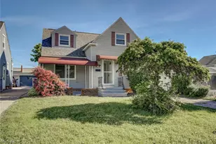 5410 Renwood Dr, Parma, OH 44129 - Photo 3