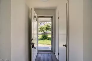 5410 Renwood Dr, Parma, OH 44129 - Photo 11