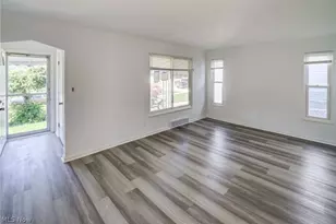 5410 Renwood Dr, Parma, OH 44129 - Photo 15