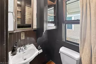 1344 Lakeland Ave, Oakwood, OH 44107 - Photo 13