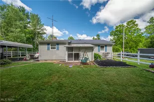 1227 N Pricetown Rd, Diamond, OH 44412 - Photo 15