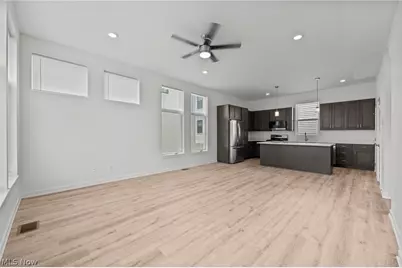 1924 W 47th Avenue, Loveland, OH 44102 - Photo 9