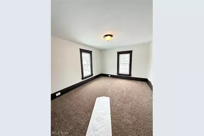 1433 Kenmore Boulevard, Akron, OH 44314 - Photo 5