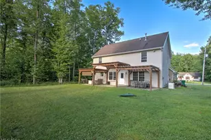 2157 Flame Lake Dr, Roaming Shores, OH 44084 - Photo 39