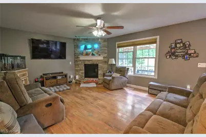 2157 Flame Lake Drive, Roaming Shores, OH 44084 - Photo 7