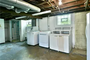 1406 Mazda Ave NE, Warren, OH 44483 - Photo 31