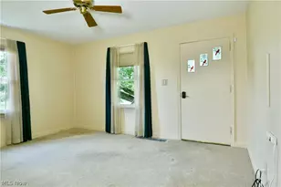 1406 Mazda Ave NE, Warren, OH 44483 - Photo 3