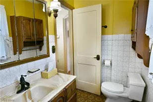 1406 Mazda Ave NE, Warren, OH 44483 - Photo 15