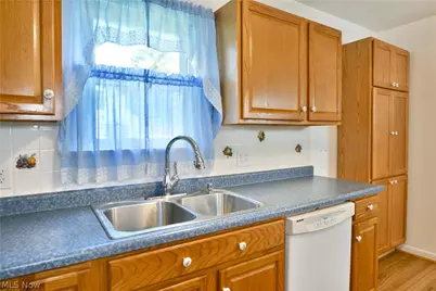 1406 Mazda Avenue NE, Warren, OH 44483 - Photo 11