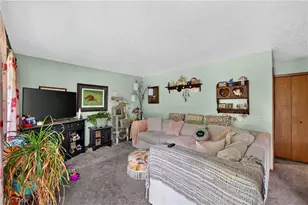 339 Horseshoe Dr, LaGrange, OH 44050 - Photo 7
