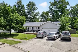 339 Horseshoe Dr, LaGrange, OH 44050 - Photo 3