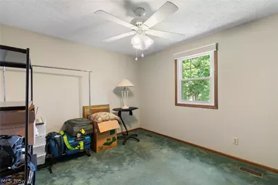 7888 Fox Run Avenue NW, North Canton, OH 44720 - Photo 19