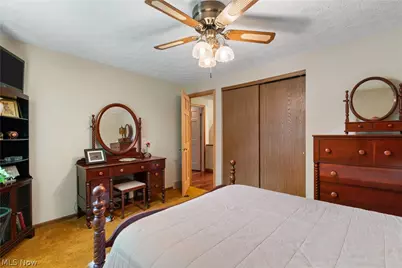 7888 Fox Run Avenue NW, North Canton, OH 44720 - Photo 17