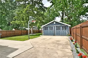 1735 Edgewood St NE, Warren, OH 44483 - Photo 41