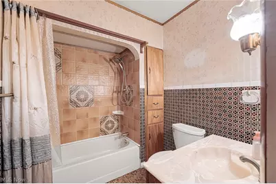 114 W Oak Street, West Salem, OH 44287 - Photo 25