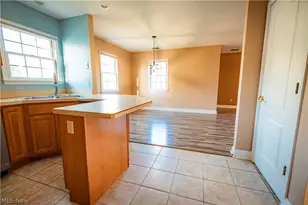 1852 Massachusetts Ave, Poland, OH 44514 - Photo 3