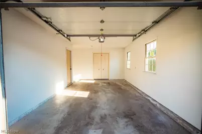 1852 Massachusetts Avenue #8, Poland, OH 44514 - Photo 23