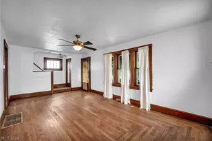 1940 E 34th St, Lorain, OH 44055 - Photo 11