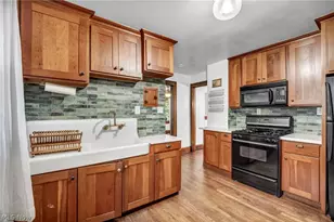 1940 E 34th St, Lorain, OH 44055 - Photo 15