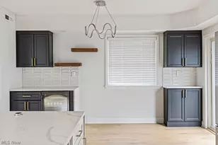 1457 W 52nd St, Loveland, OH 44102 - Photo 9