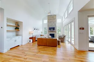 9830 Greenway Trail, Chagrin Falls, OH 44023 - Photo 11