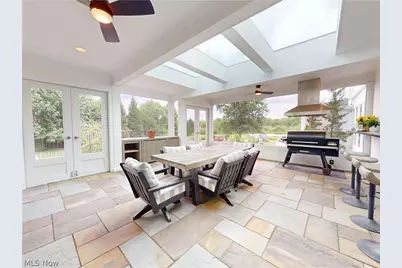 9830 Greenway Trail, Chagrin Falls, OH 44023 - Photo 19