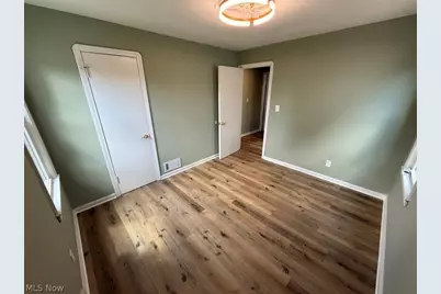 8314 Vineyard Avenue, Loveland, OH 44105 - Photo 19