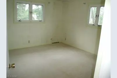 5610 Essex Drive, Green Hills, OH 44131 - Photo 25
