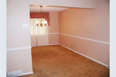 5610 Essex Drive, Green Hills, OH 44131 - Photo 19