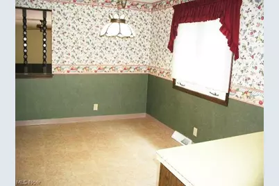5610 Essex Drive, Green Hills, OH 44131 - Photo 11