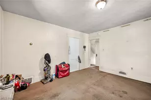 56 Vesper St, Akron, OH 44310 - Photo 25