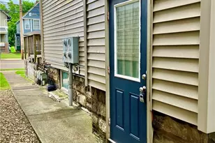 512 E Buchtel Ave, Akron, OH 44304 - Photo 19