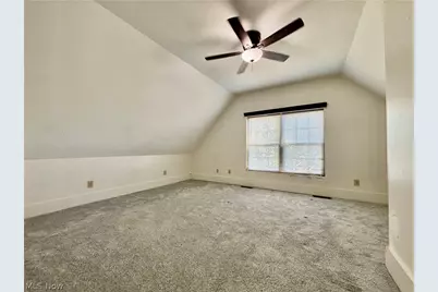 512 E Buchtel Avenue, Akron, OH 44304 - Photo 35