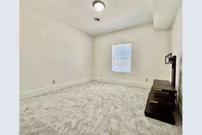 512 E Buchtel Avenue, Akron, OH 44304 - Photo 31