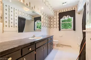 4741 Laburnum Dr, Akron, OH 44319 - Photo 25
