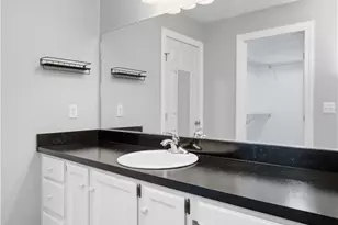700 Hampton Cir, Aurora, OH 44202 - Photo 15