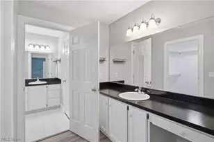 700 Hampton Cir, Aurora, OH 44202 - Photo 13